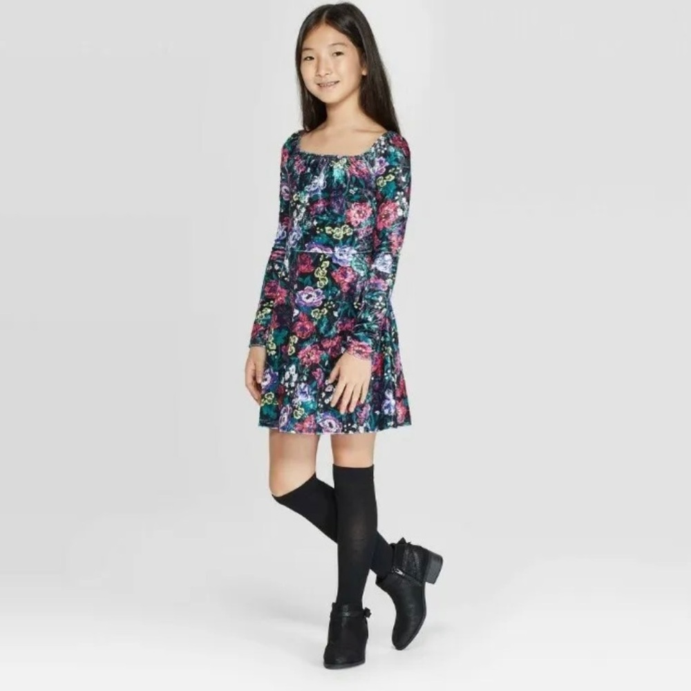 Art class dress